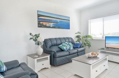 Evans Head Apartment | Sunrise on Terrace