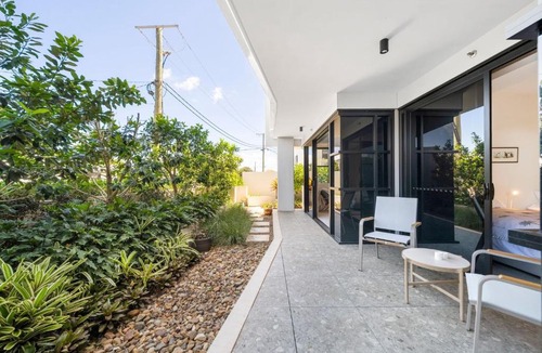 Scarborough Apartment | Sunrises and Sandy Toes