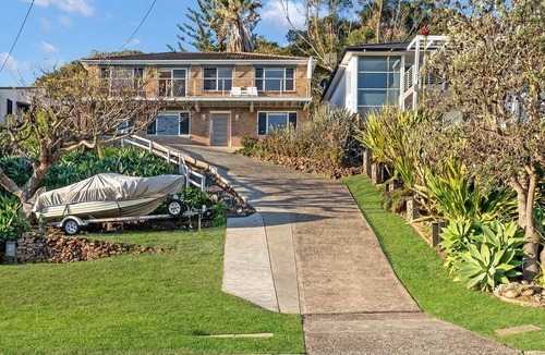 Gerroa House | Sunsets on Headland, Gerroa