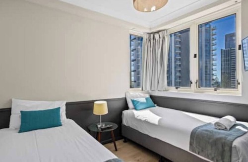 Surfers Paradise Hotel | Surfers Paradise Palace Hotel Standard 2 Bedroom Apartment