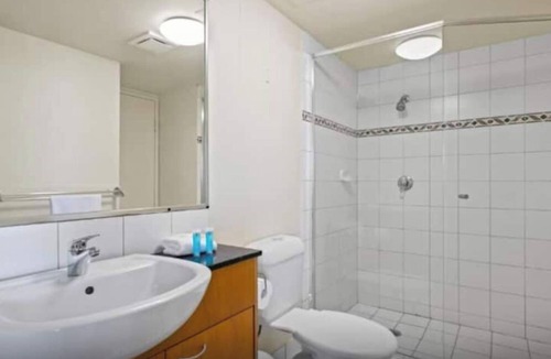 Surfers Paradise Hotel | Surfers Paradise Palace Hotel Standard 2 Bedroom Apartment