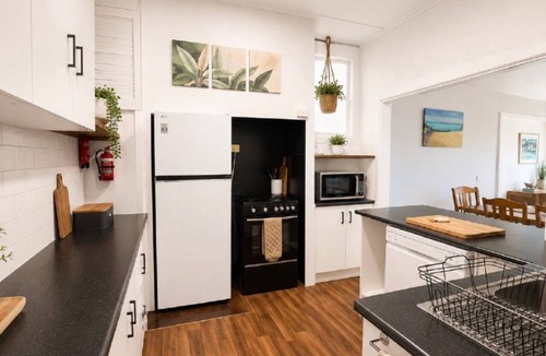 Wooli House | Surfside - Beach Getaway