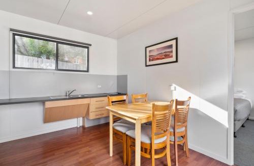 Swansea Resort | Swansea Beach Chalets