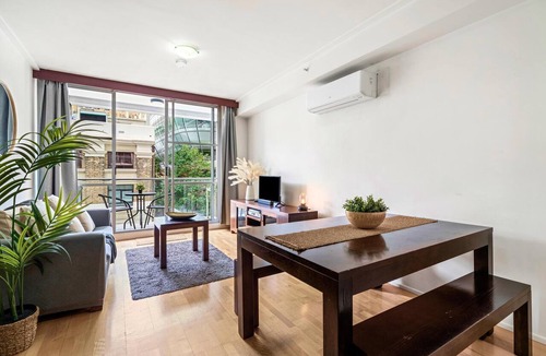 Sydney Central Business District Apartment | Sydney - KS004 - Kent St - CBD crib | Skyline views meet pool & gym living