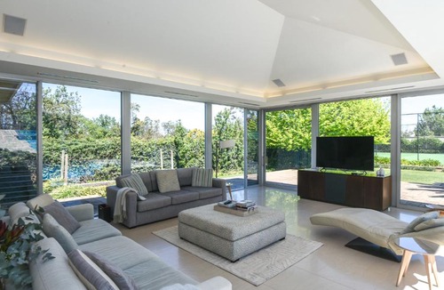 Tanunda Villa | Tanunda House - Luxury 5 BR in Barossa Wine Region