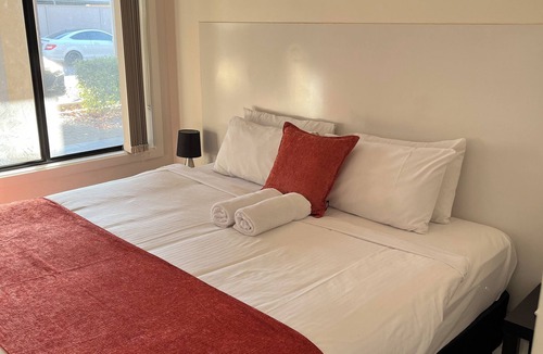 Athol Park Apartment | Tasha's Apartments on Kerry