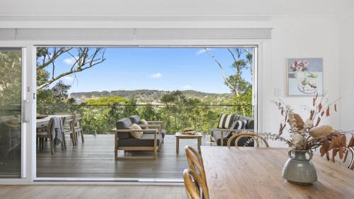 North Avoca House | Tatala