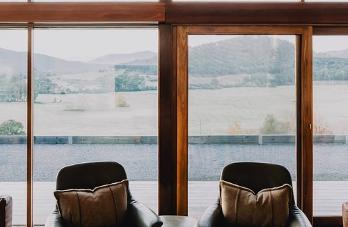 Myrtleford Villa | Tatoonie - Elevated in experience
