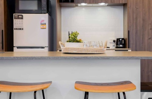 Flemington Apartment | The Ascot - Brand New Luxurious Flemington Apt