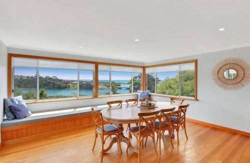 Scamander House | The BEST Scamander Beach House!