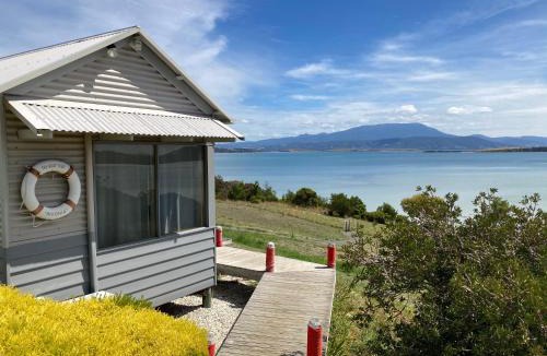 Sandford House | The Boat Shed