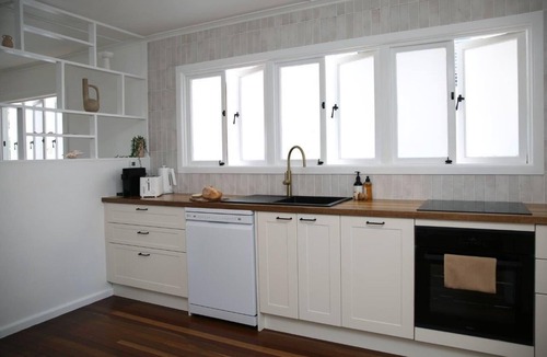 Moffat Beach House | The Break@Moffat