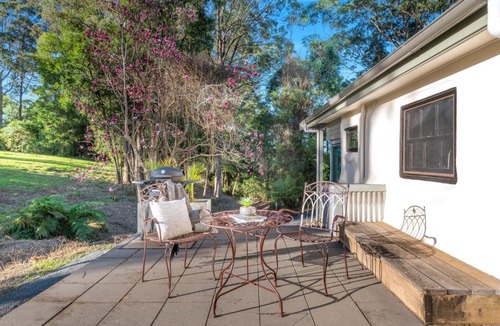 Bellawongarah House | The Cottage at Indooroopilly