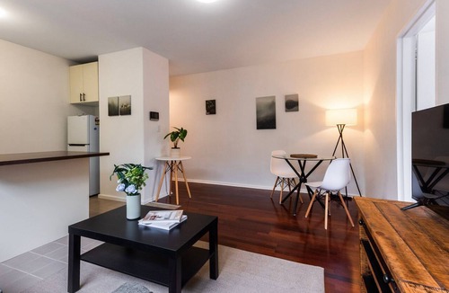 Moonee Ponds Apartment | The Courtyard on Buckley