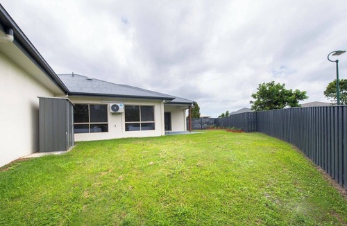 Coomera House | The Entire House: Everything Is Within Easy Reach — Plus Theme Parks!
