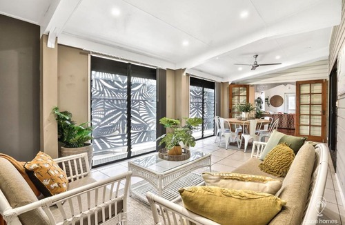 Bungalow Apartment | The Gallery
