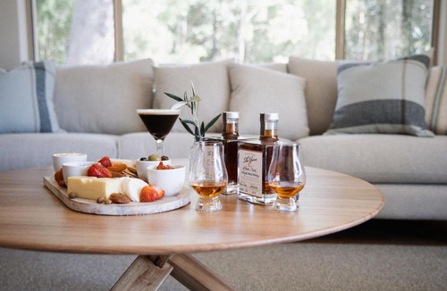 Wilyabrup Apartment | The Grove Distillery