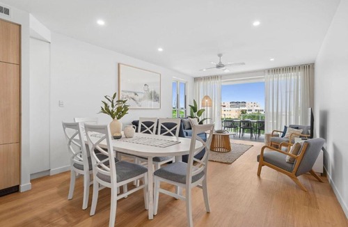 Kings Beach Apartment | The Hamptons at Kings