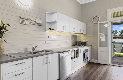 Arrawarra Headland House | The Harbour Master - large and comfortable family friendly house