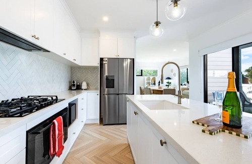Frankston House | The Haven House | Serene Family Retreat