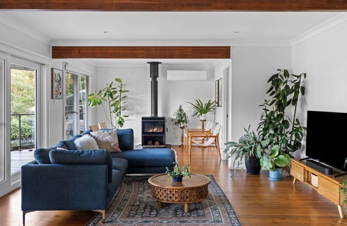 Hardys Bay House | The Hervey Bay Hideout Coastal Escape