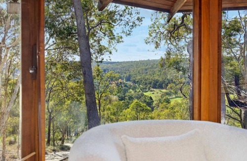 Bickley House | The Hills Opera House: A Treetop Sanctuary in Bickley Valley