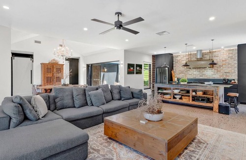 Crescent Head House | The House @ Crescent – Where Coastal Elegance Meets Mountain Serenity