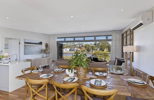 Wamberal House | The Lake House - Serene Lakeside Setting