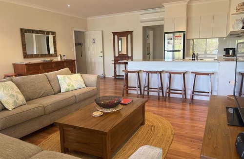 Bungwahl House | The Lake Retreat - 3 bedroom option