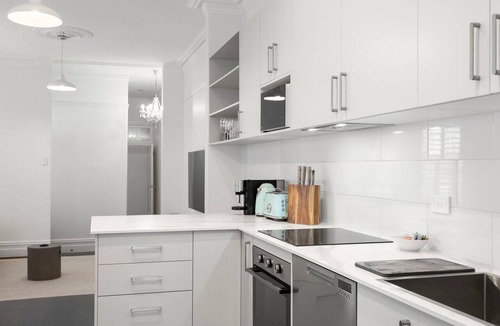 Leichhardt House | The Leichhardt Hideaway on Francis St