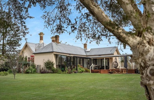 Terara House | The Lodge - Historic Getaway in a Prime Destination