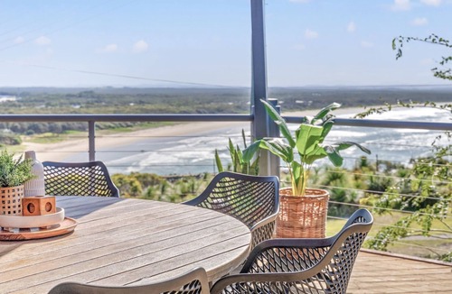 South Evans Head House | The Lookout - 105 Ocean Drive