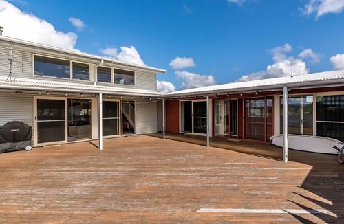 Sandy Point House | The Lookout