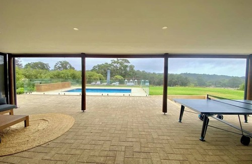 Quindalup House | The Loop - poolside luxury