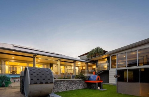 Margate House | The Margate Prestige Retreat
