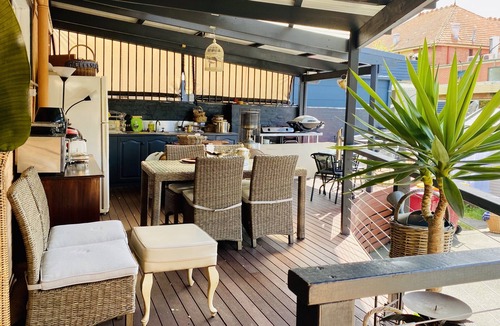 Launceston CBD Hotel | The Mews Motel