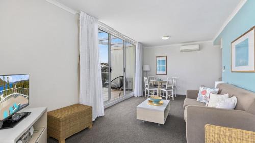 Ettalong Beach House | The Mini Penthouse - Ettalong Beach Resort