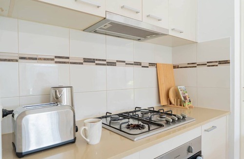Warrnambool House | The Napthine | 4 Bedroom Warrnambool Holiday Home