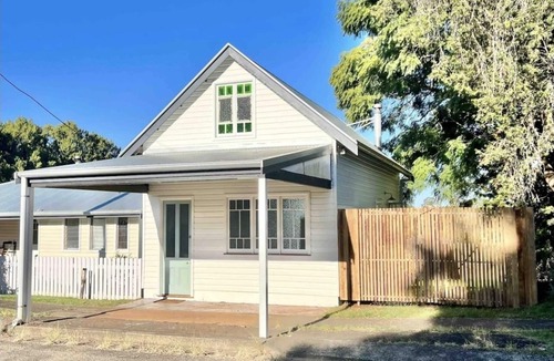 Dunoon Apartment | The Old Shop - Byron Hinterland