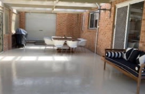 Sanctuary Point House | The Olive by Book Jervis Bay - Family & Pet Friendly