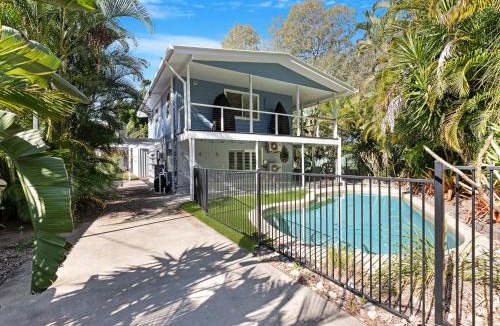 Toogoom House | The Palms - Hervey Bay Beachside Retreat with Pool
