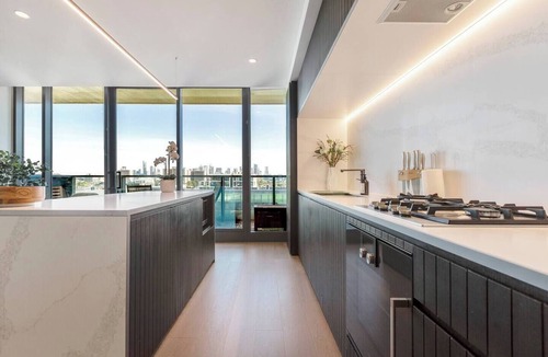 Abbotsford Apartment | The Parkhouse Riverside Living with Pool and Sauna