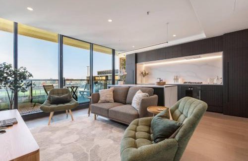 Abbotsford Apartment | The Parkhouse - Riverside Living with Pool and Sauna