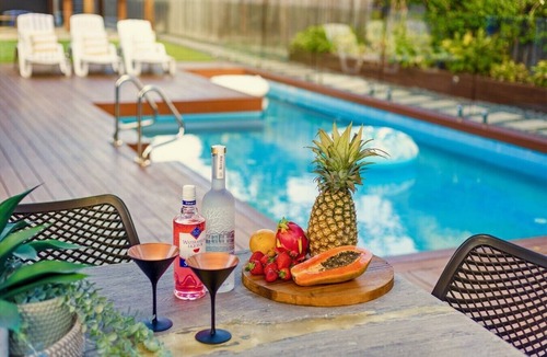 Arakoon House | The Perrins Lane Compound - Reset, Relax, Enjoy!