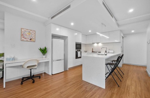 Pymble Apartment | The Pymble Residence Modern Comfort & Prime Location