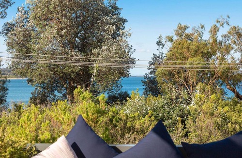 Balnarring Beach House | The Roost moments to the beach