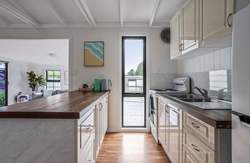 Bicheno House | The Shack on Champ - Bicheno Accommodation