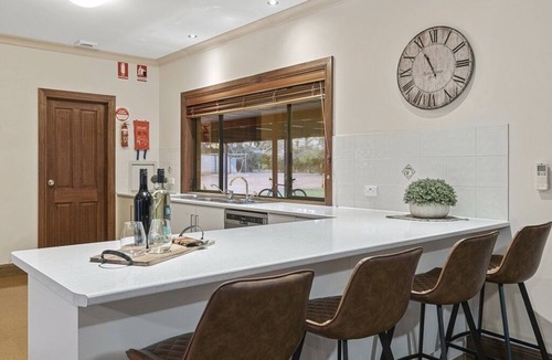 Paringa House | The Shamrock Luxury Retreat