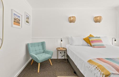 Alexandrina Hotel | The Shore Motel Milang
