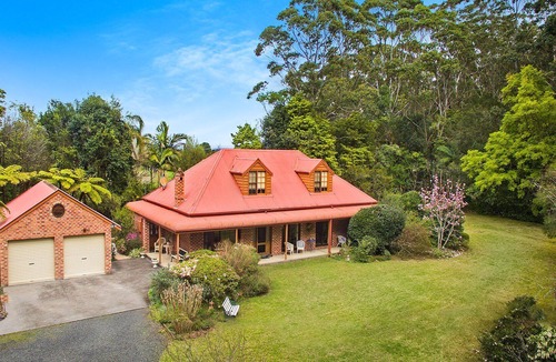 Berry House | The Soul of Berry - 5 minutes to the beach and 3 minutes to town